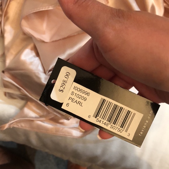 Pearl/Blush Faviana Gown from Saks - Picture 10 of 10